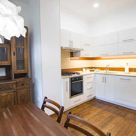 Art Apartment Tashkent Luaran gambar