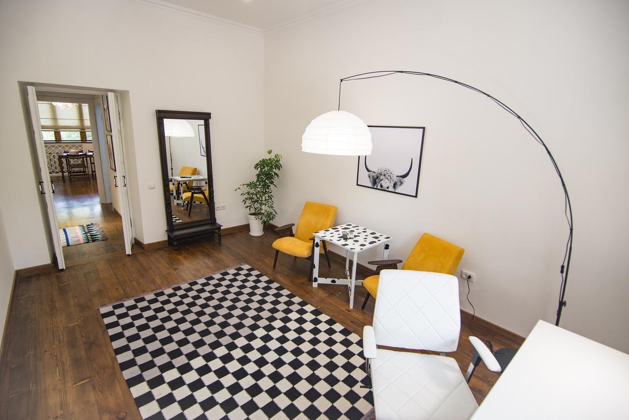 Art Apartment Tashkent Luaran gambar