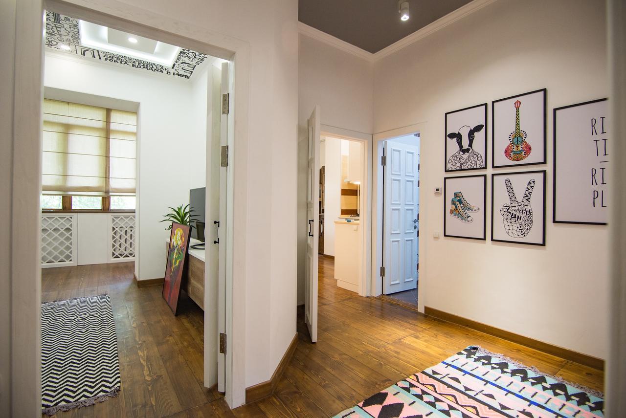 Art Apartment Tashkent Luaran gambar
