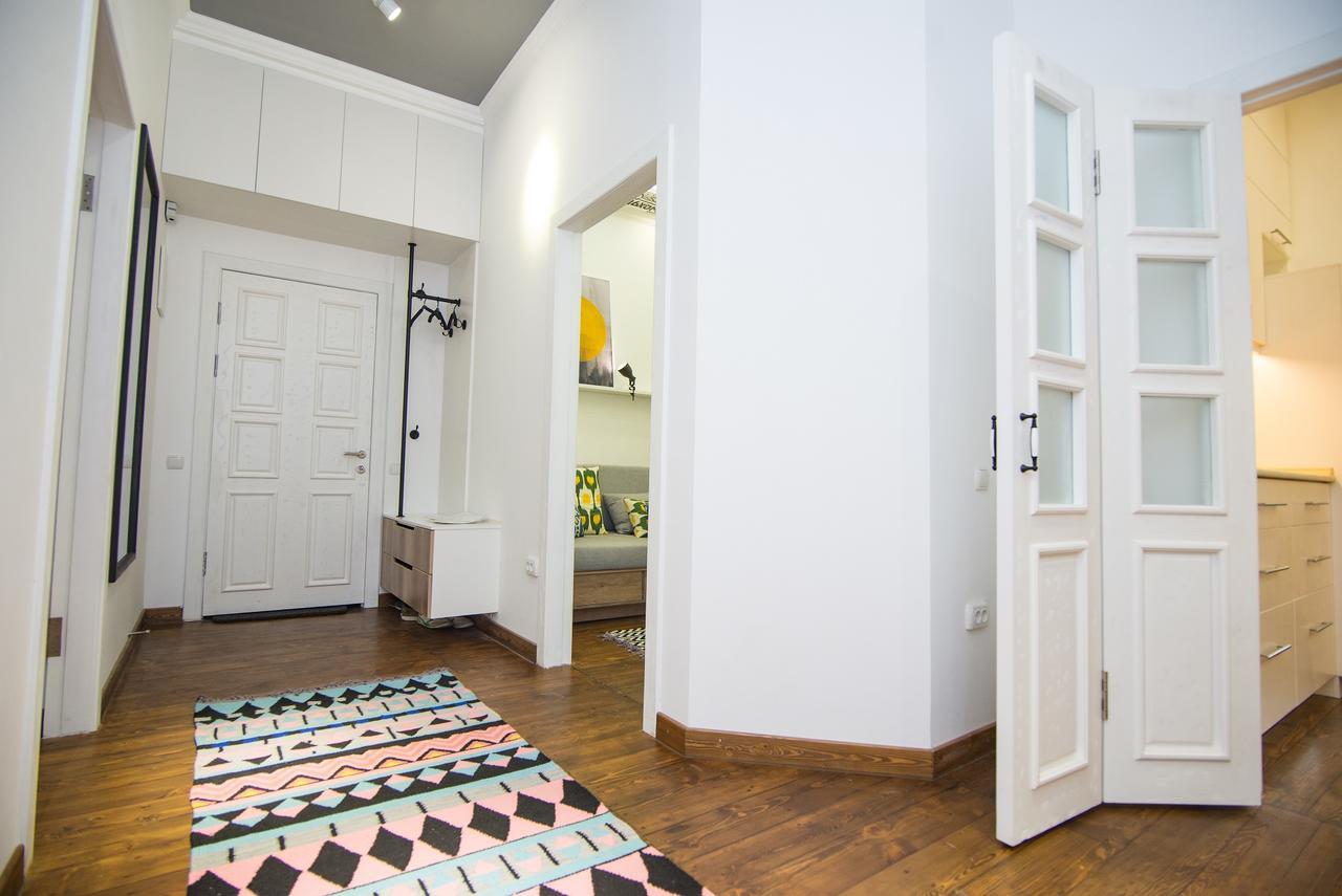 Art Apartment Tashkent Luaran gambar