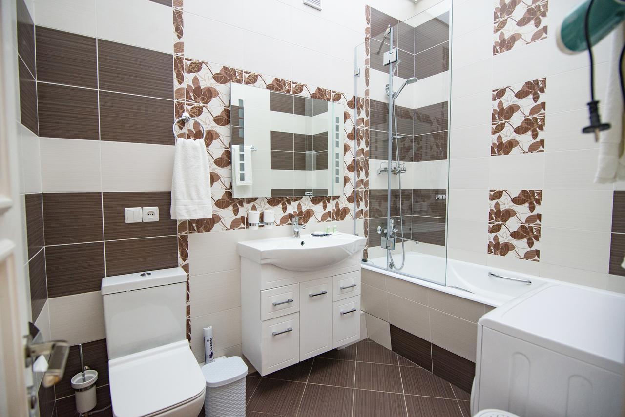 Art Apartment Tashkent Luaran gambar